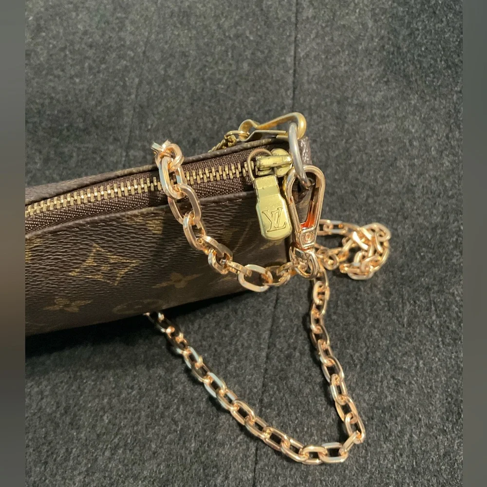 LV ✅Pochette Accesories LOUIS VUITTON AUTHENTIC - Picture 5 of 12